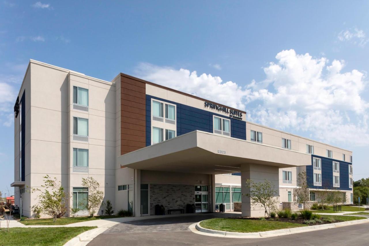 Springhill Suites Kansas City Airport Exterior foto
