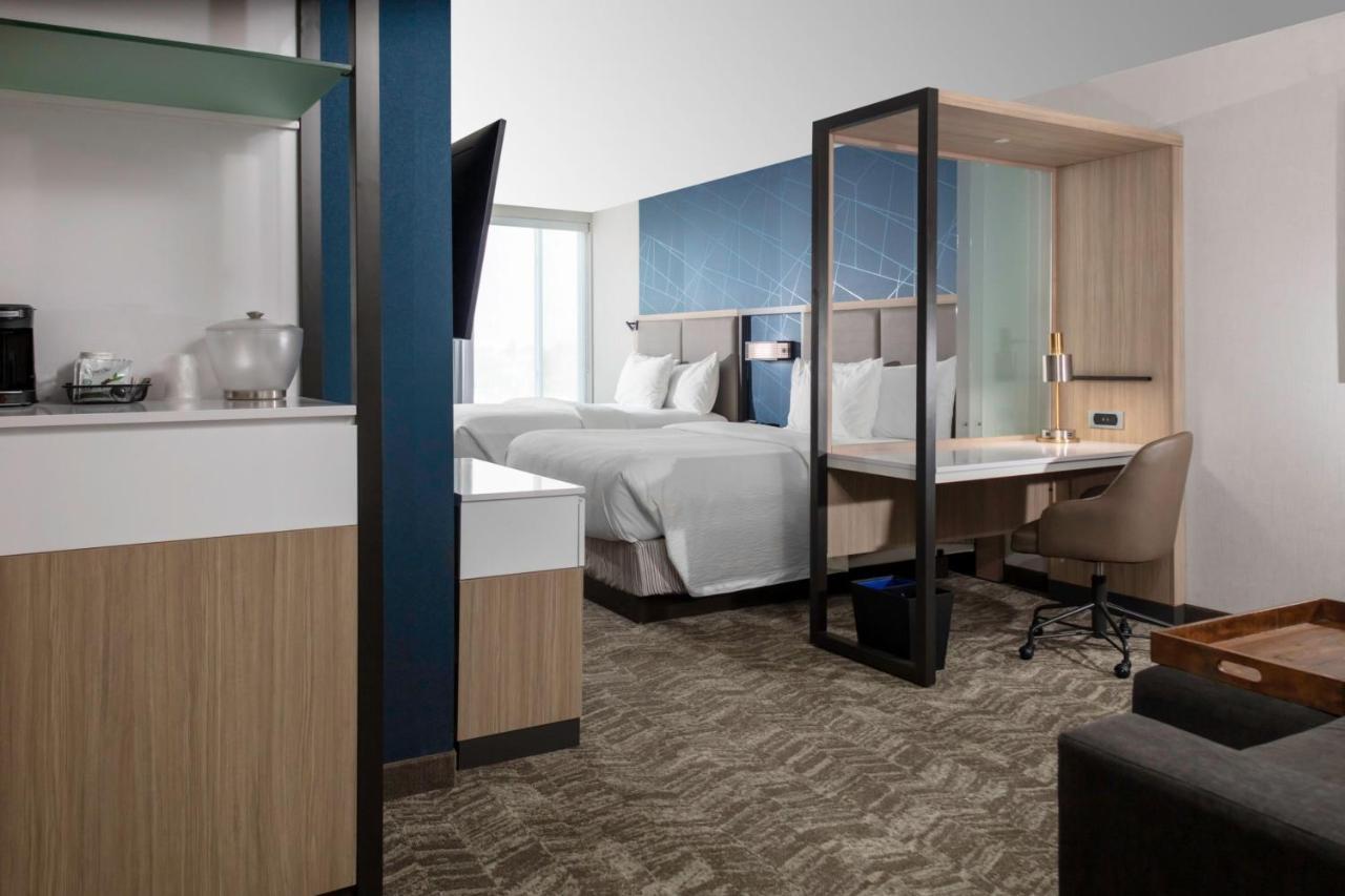 Springhill Suites Kansas City Airport Exterior foto